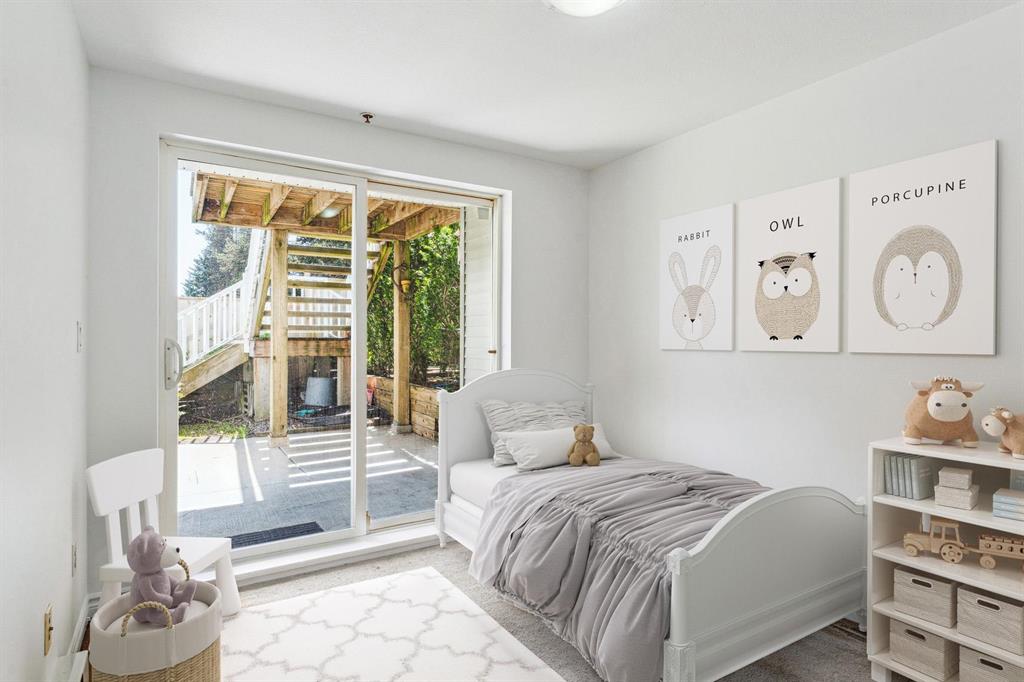 1 – 995 Lynn Valley Road